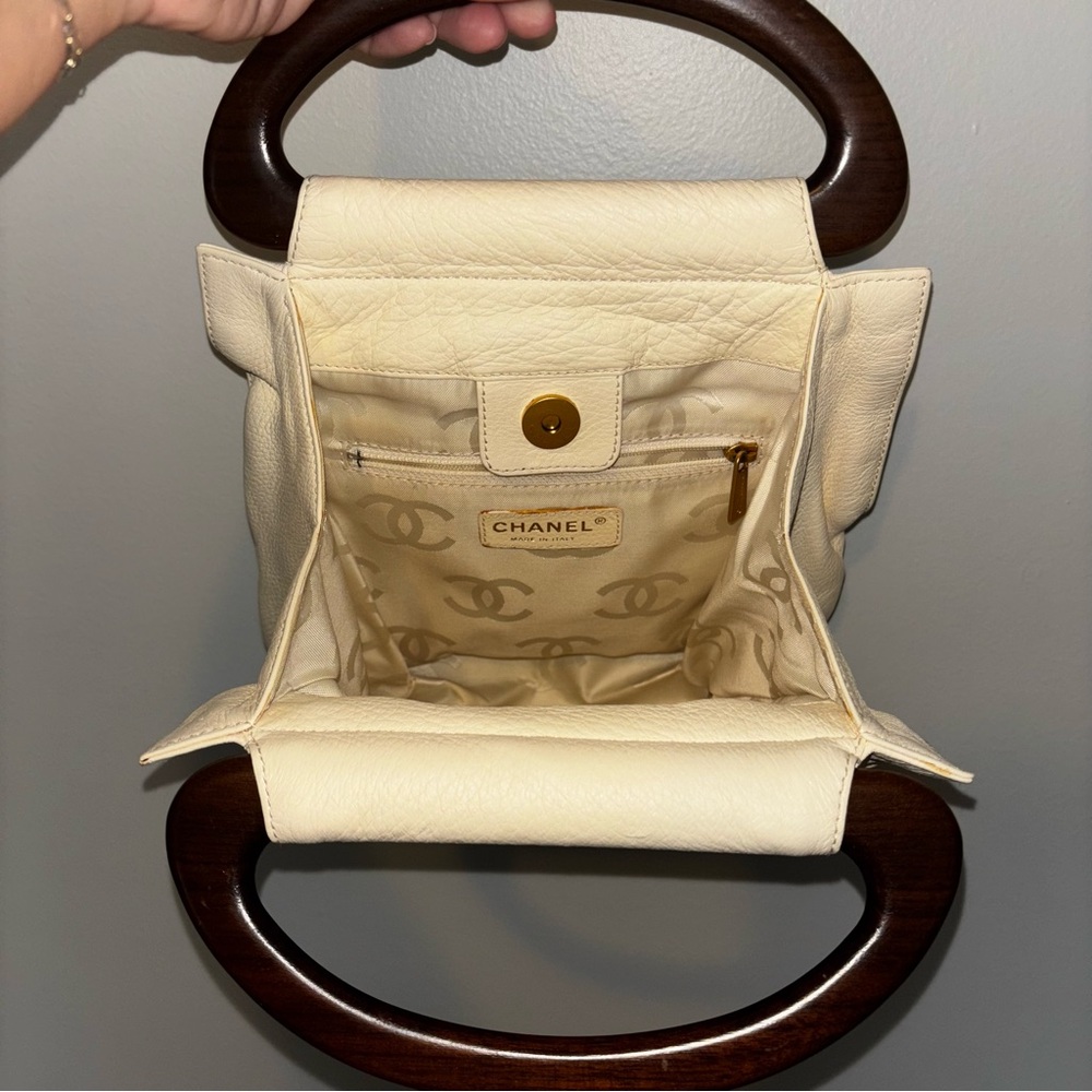 CHANEL Hand Bag Leather White Gold - Picture 3 of 13